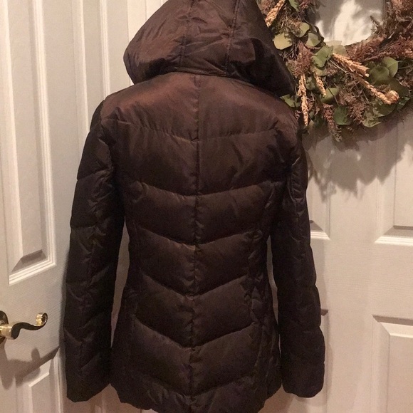 Brown warm coat with down insulation - Picture 5 of 8